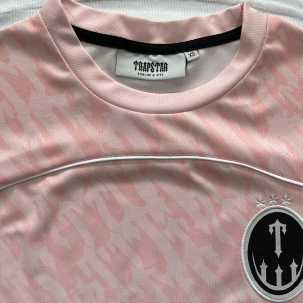 FOOTBALL T-SHIRTS – DUSTY PINK