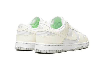 DUNK LOW - WHITE