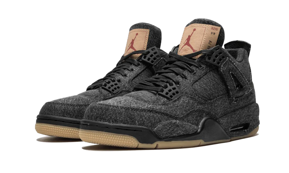 J4 - RETRO BLACK LEVIS